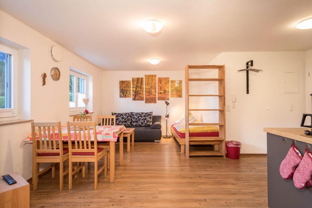 Ferienhof Weber Wohnung Fichte Neukirch  ภายนอก รูปภาพ